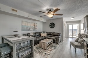 TV - Oceanfront Corner Condo 2BR (North Myrtle Beach)