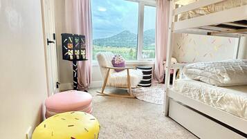 4 soveværelser, strygejern/strygebræt, weekendseng, gratis Wi-Fi