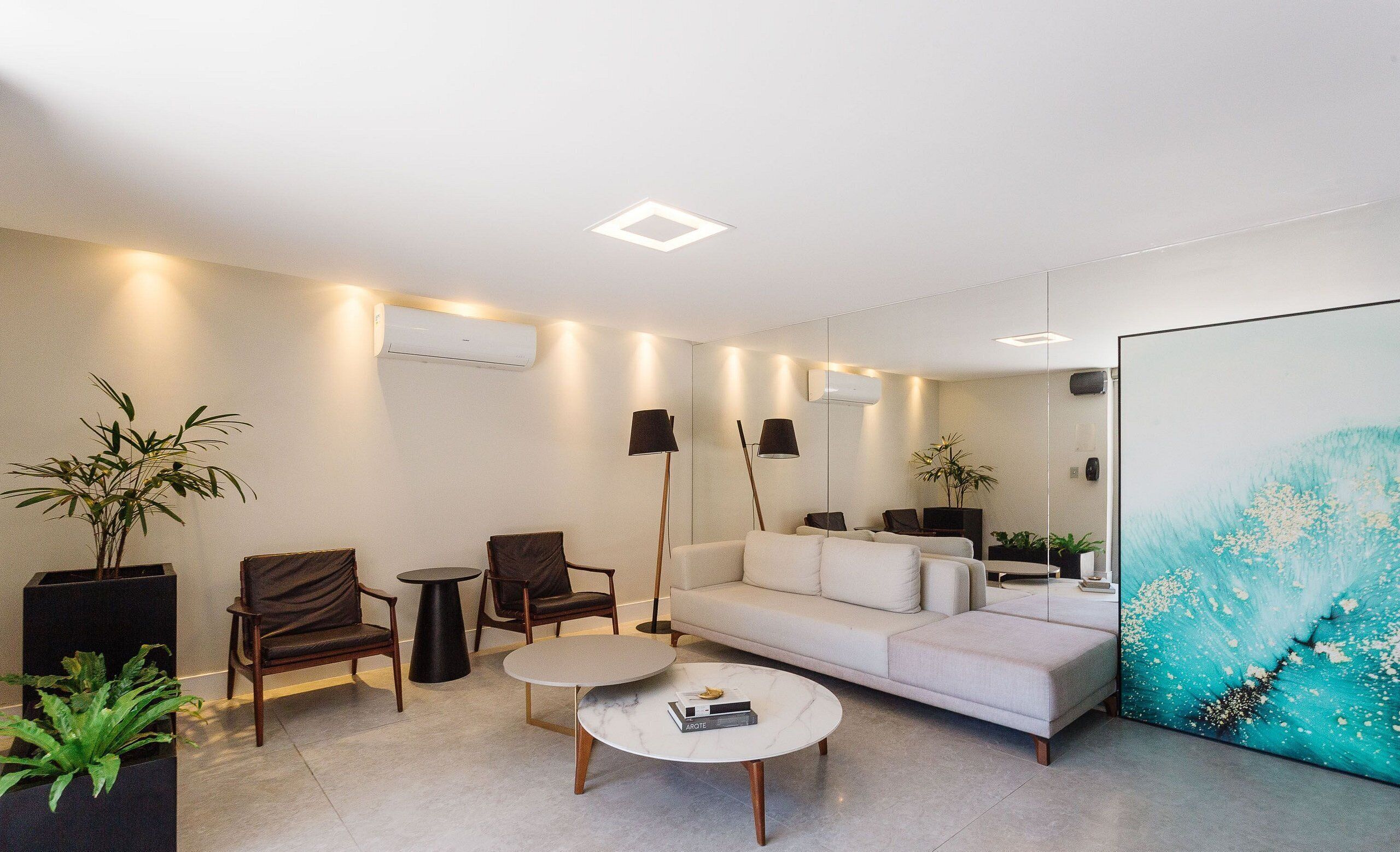 Basic Apartment | Interior