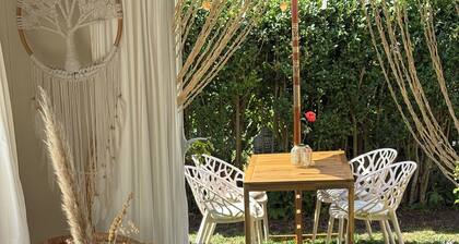 A place on the dunes, where the sun always shines, 10 minutes from the beach!