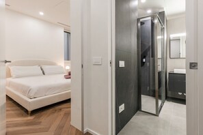 2 makuuhuonetta, silitysrauta/-lauta, Wi-Fi, vuodevaatteet