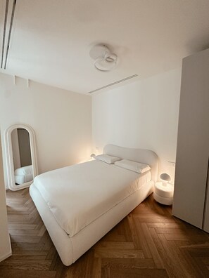 2 dormitorios, tabla de planchar con plancha, wifi y ropa de cama