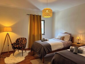 2 chambres, bureau, fer et planche à repasser, Wi-Fi