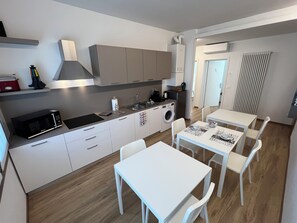 Microwave, oven, stovetop - Ceciaìs House ROOM 2 (Bassano del Grappa)