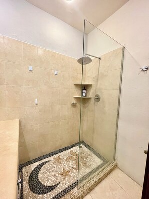 Shower, hair dryer, towels, soap