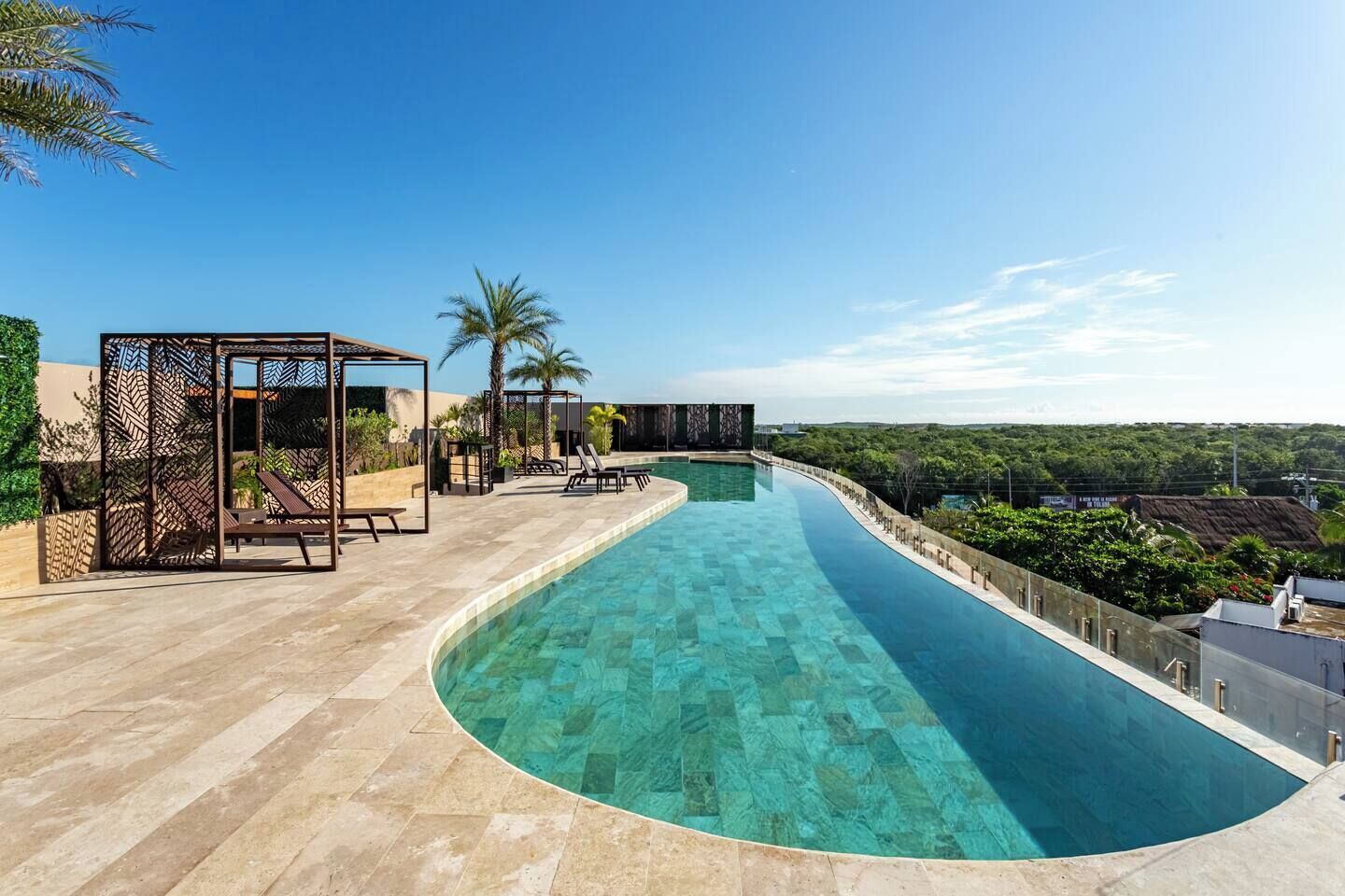 Piscine intérieure