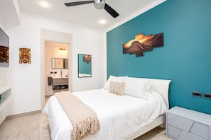 2 chambres, fer et planche Ă repasser, Wi-Fi gratuit, draps fournis