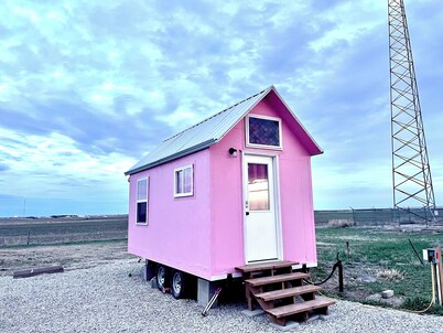 Prairie Pink Tiny Home