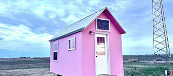 Prairie Pink Tiny Home