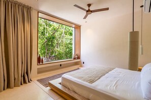 3 Schlafzimmer, Schreibtisch, Bügeleisen/Bügelbrett, Reisekinderbett