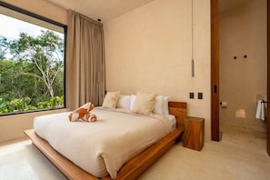 3 Schlafzimmer, Schreibtisch, Bügeleisen/Bügelbrett, kostenloses WLAN