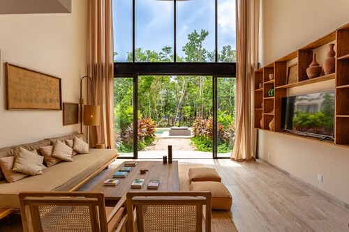 Chic Luxury 3bd | Private Pool |Free Beach Shuttle