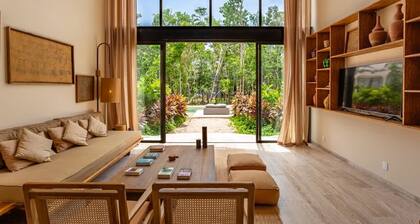 Chic Luxury 3bd | Private Pool |Free Beach Shuttle