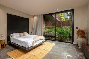 2 soverom, skrivebord, strykejern/-brett og wi-fi