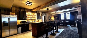 Cowboy Lodge Downtown