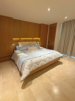 1 bedroom, in-room safe, iron/ironing board, WiFi