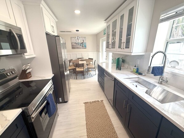 Fridge, microwave, oven, dishwasher