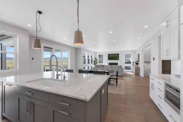 Interior - Modern Mountain Retreat, 5BR + Office, 4BA, 4,000+ Sq Ft, Open Space Views (Park City)