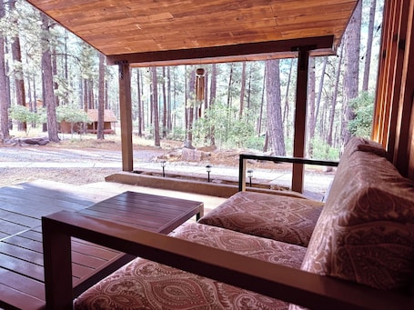 テラス / パティオ. Whimsical House near Durango with AC + Hot Tub + Games - Sleeps 12