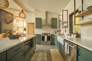Microwave, oven, stovetop, dishwasher