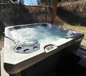 Bain à remous extérieur