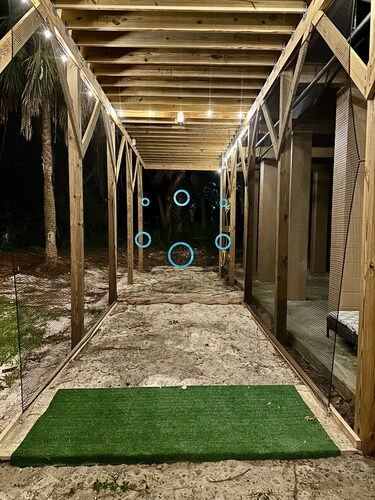 Beautiful Breezy Banyan