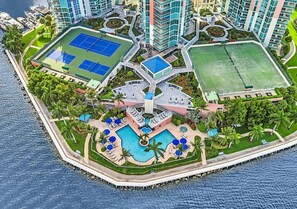 Exterior - Luxury living in high rise apartment Aventura Miami (Miami)