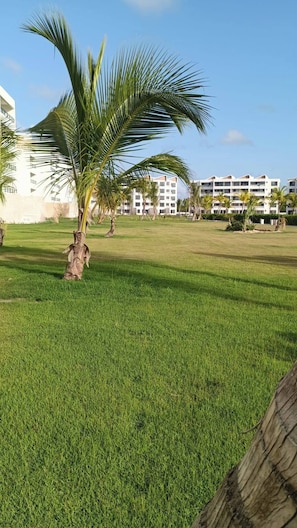 Apartment, 2 Bedrooms, Accessible, Smoking | Exterior