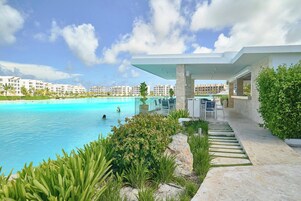 Apartment, 2 Bedrooms, Accessible, Smoking | Pool | Outdoor pool