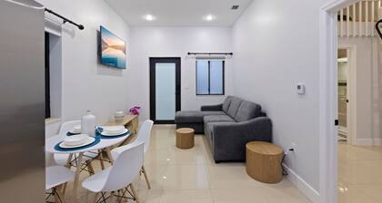 Casita Loft/Hot Tub by Calle Ocho