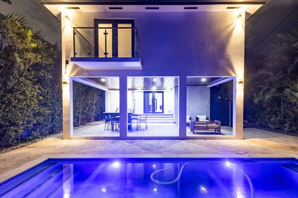 Pool - Brickell View Lux Villa (Miami)