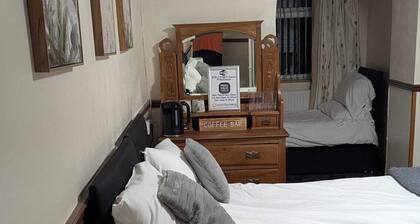 Prince of Wales - Tredegar