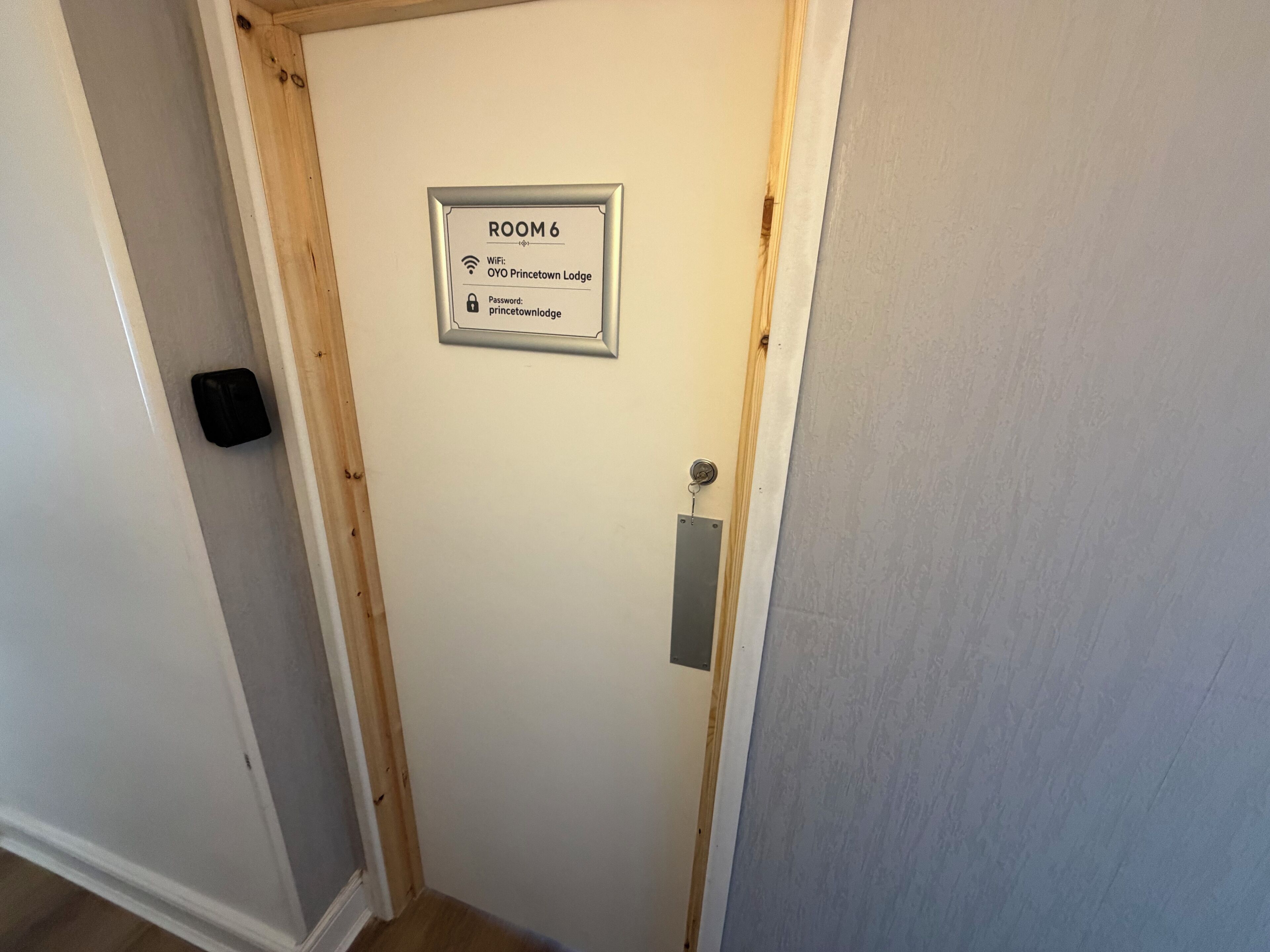 Standaard Twin kamer, 2 eenpersoonsbedden | Een strijkplank/strijkijzer, gratis wifi, beddengoed