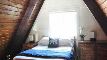 3 habitaciones, tabla de planchar con plancha, wifi y ropa de cama