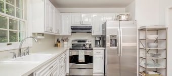 Welcome to your serene escape in East Hampton! 3-bedroom, 2.5 bathrooms with AC