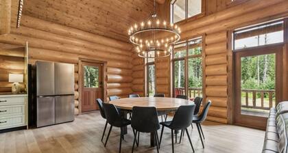 Nordegg Timber Estate – Luxury Log Home Retreat