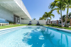 Outdoor pool, a heated pool