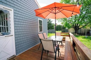 屋外ダイニングエリア