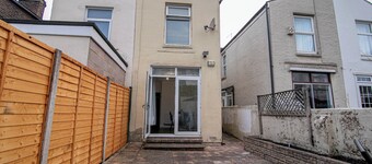3 bedrooms house sleep up to 7