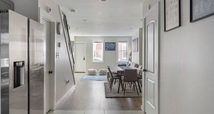 Philly Historic Townhome near PENN & CHOP
