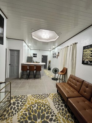 Interior - Adorable 2-bedroom house with AC in Great Diamond (Great Diamond)