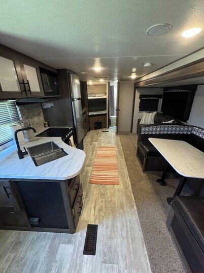 Fabulous RV with AC in charming Holly Beach in Cameron, La