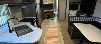 Fabulous RV with AC in charming Holly Beach in Cameron, La