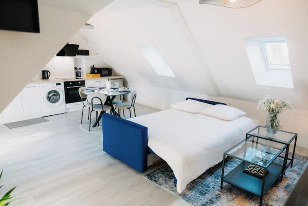 1 bedroom, desk, iron/ironing board, free WiFi