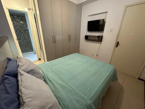 Deluxe Double Room | Free WiFi, bed sheets - Hostel Casa 8 (Rio de Janeiro)