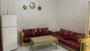 Living area - Apartment in the heart of Oran, near the seafront (Oran)