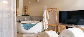 Sensual suite and balneotherapy