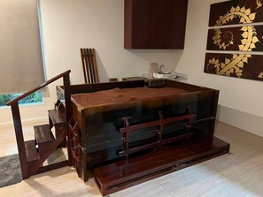 Shared Dormitory, 1 Bedroom, Accessible, Smoking | Interior