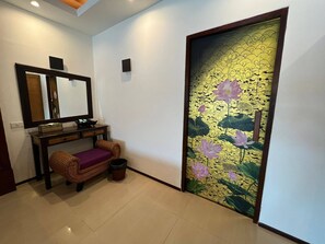 Shared Dormitory, 1 Bedroom, Accessible, Smoking | Interior