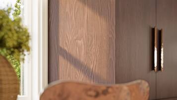 Deluxe Room, 1 King Bed | Free WiFi, bed sheets